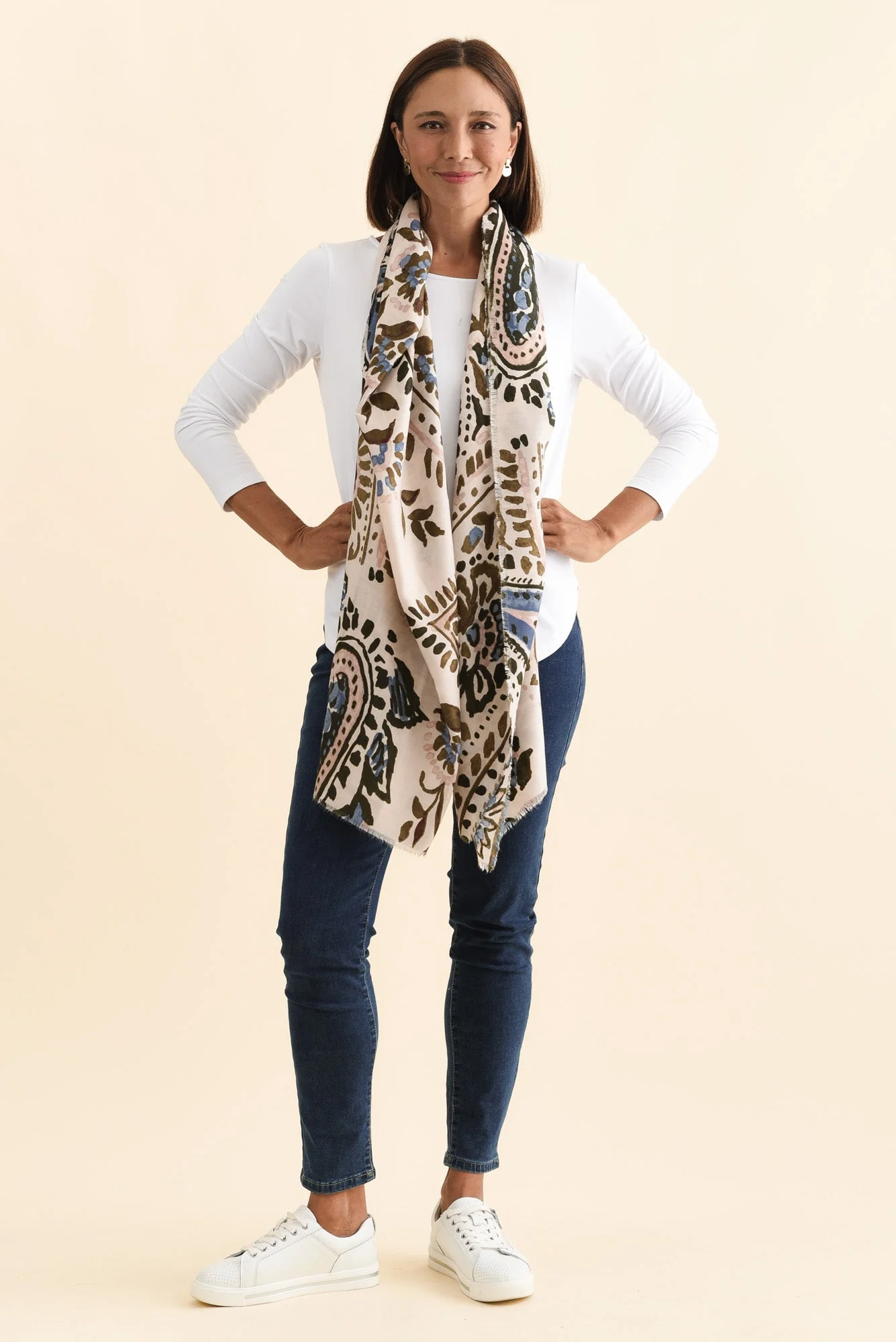 Cardiff Cream Paisley Scarf - Image 3