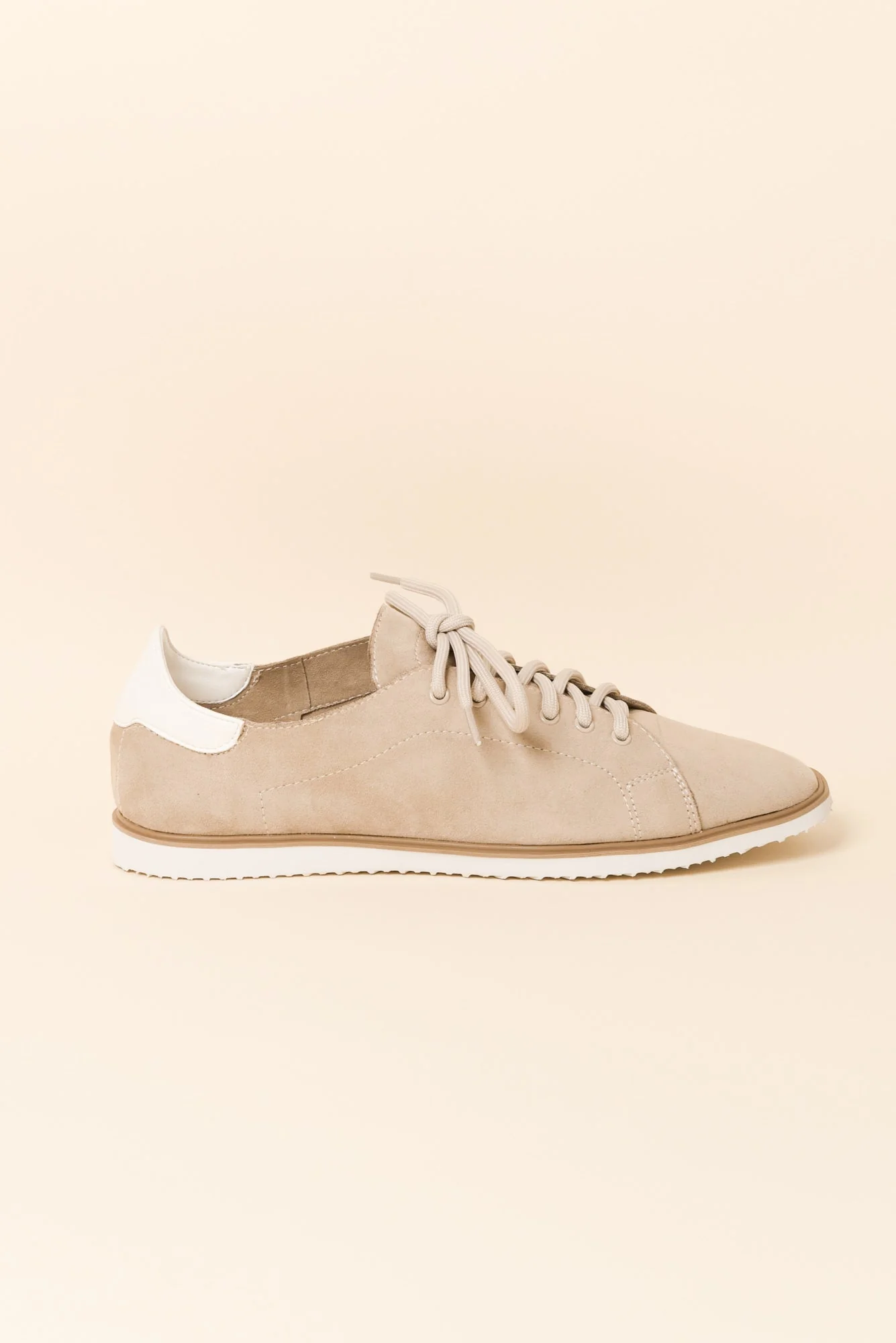 Cuavella Sand Suede Sneaker
