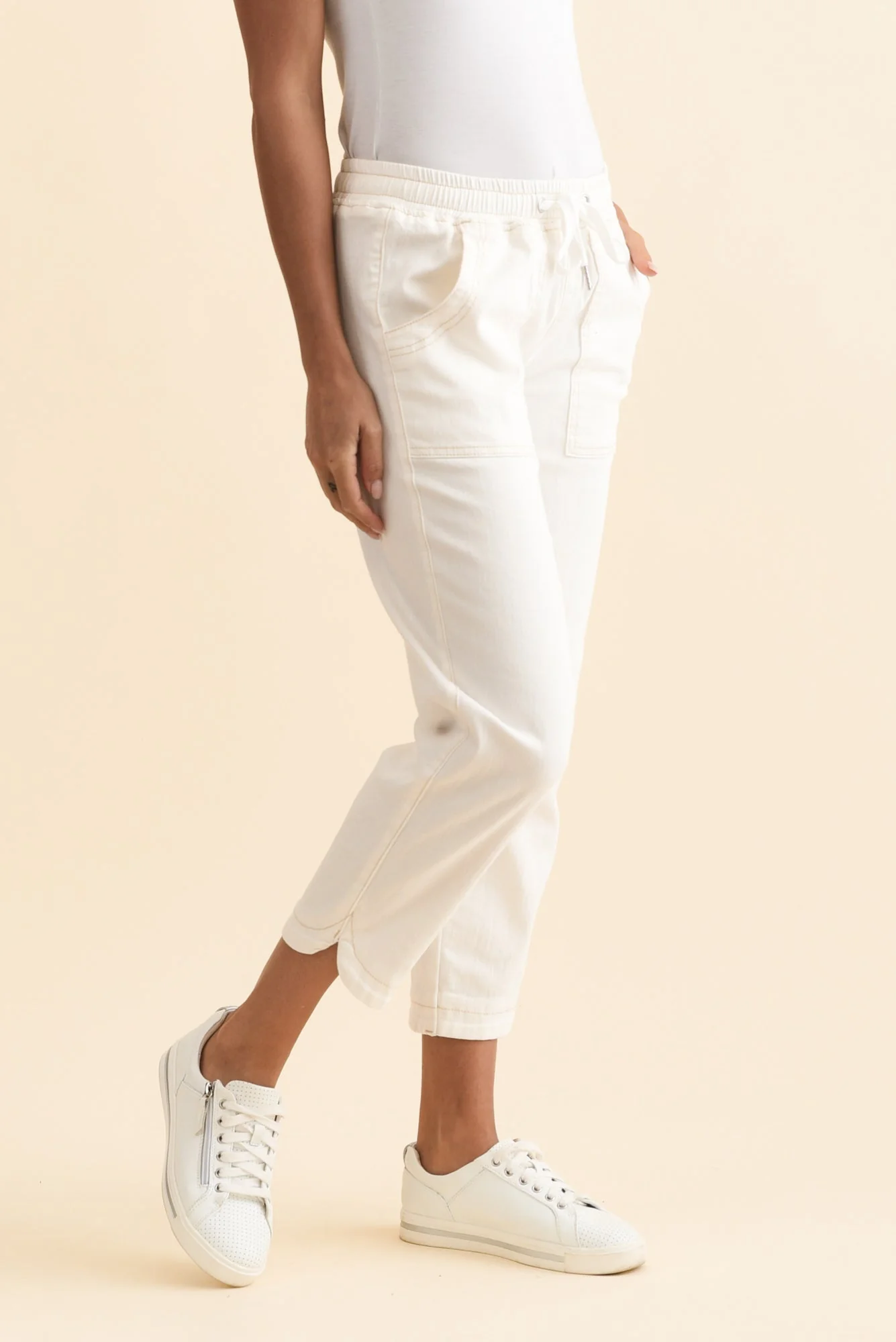 Eliana White Cotton Stretch Jeans - Image 4