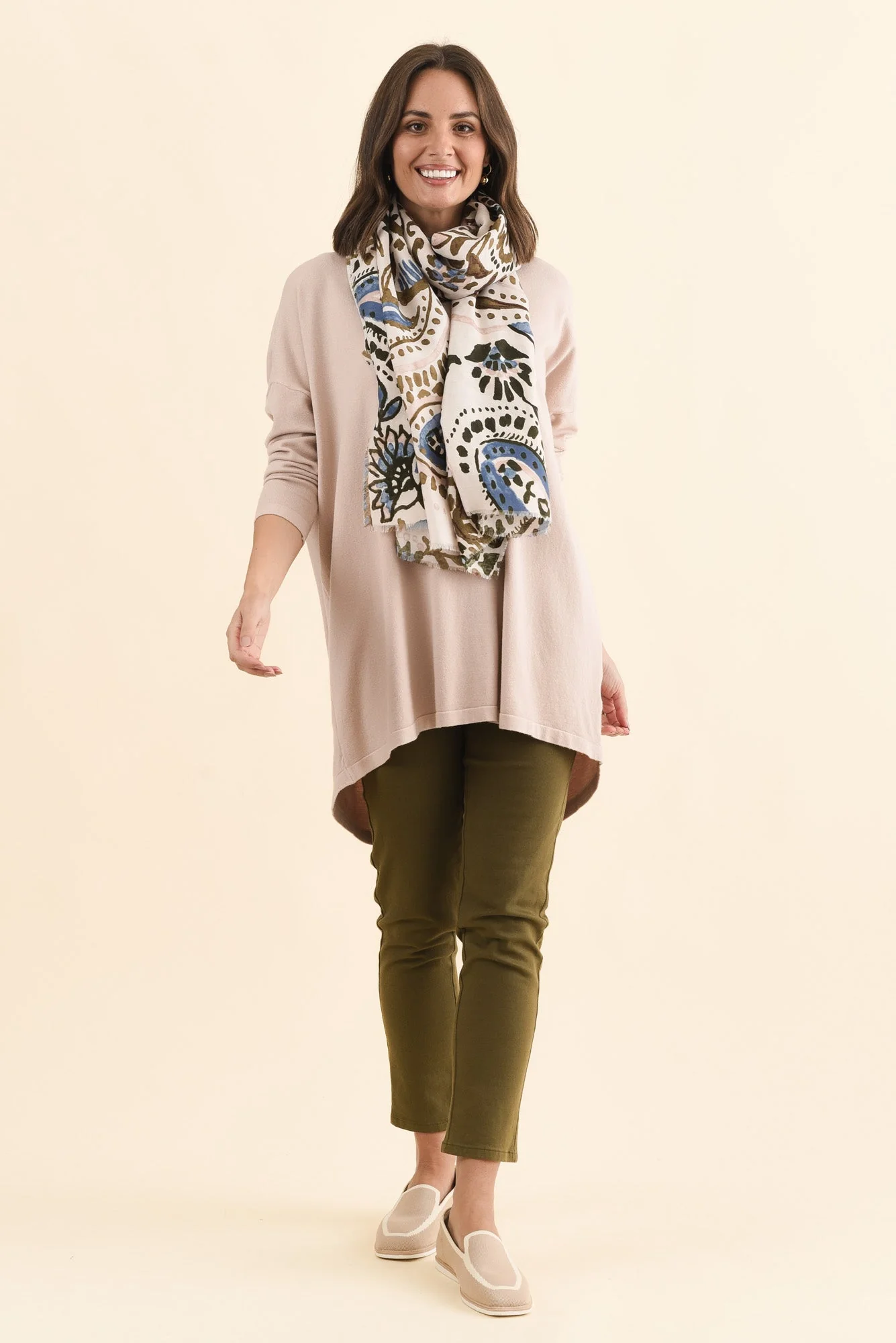Piper Light Pink V Neck Knit Jumper - Image 2