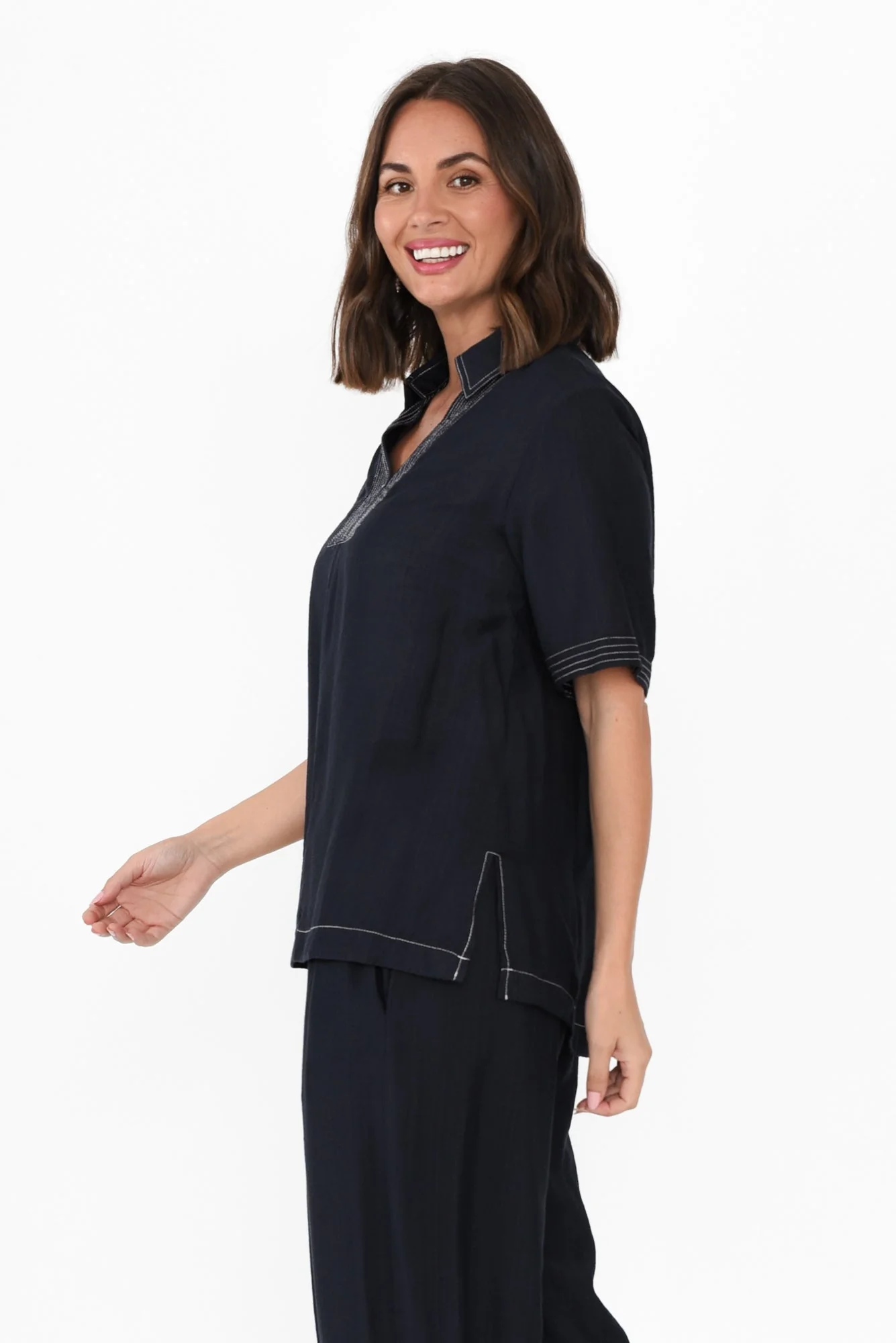 Rhianna Navy Contrast Collared Top - Image 3