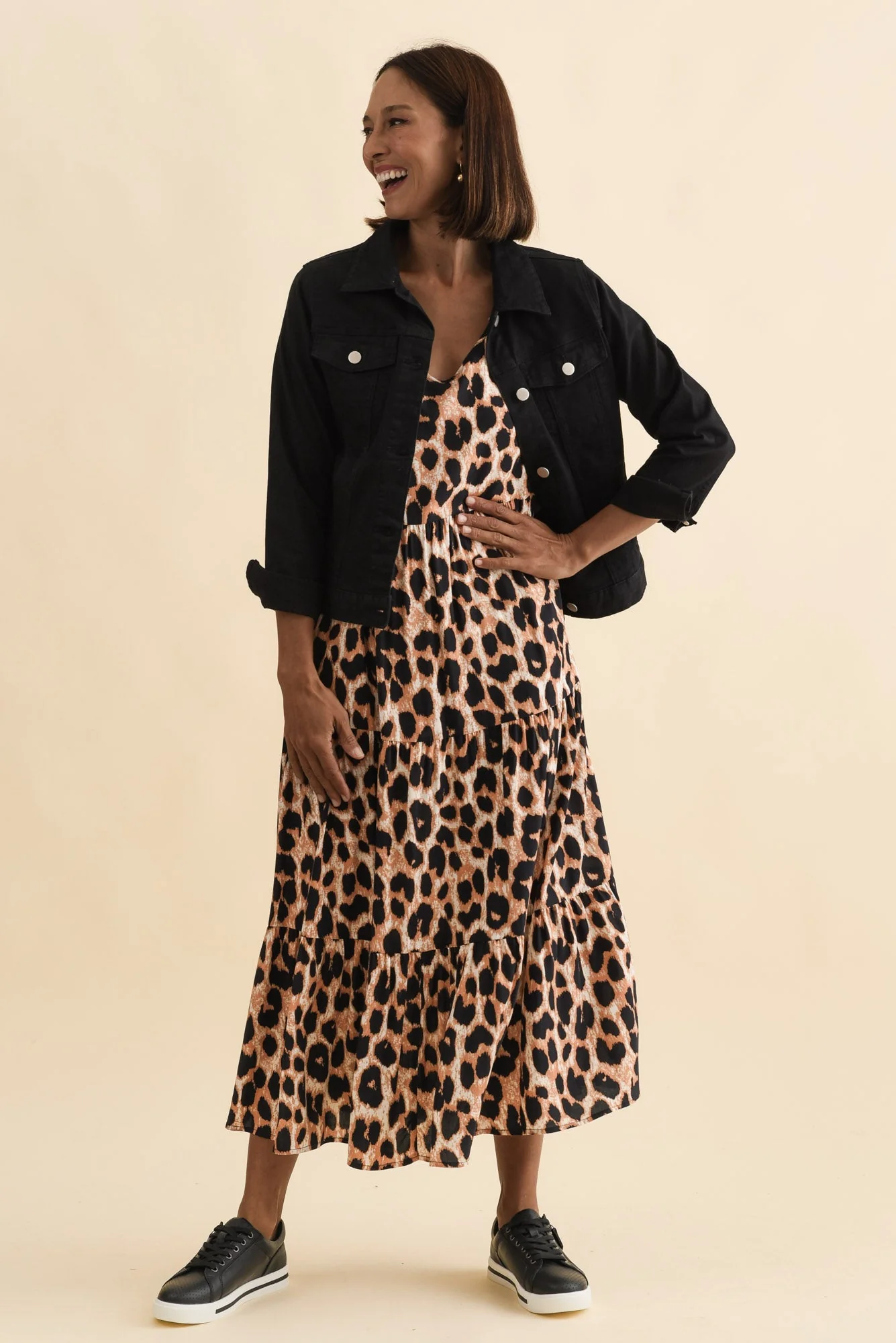 Siobhan Black Stretch Jacket - Image 7