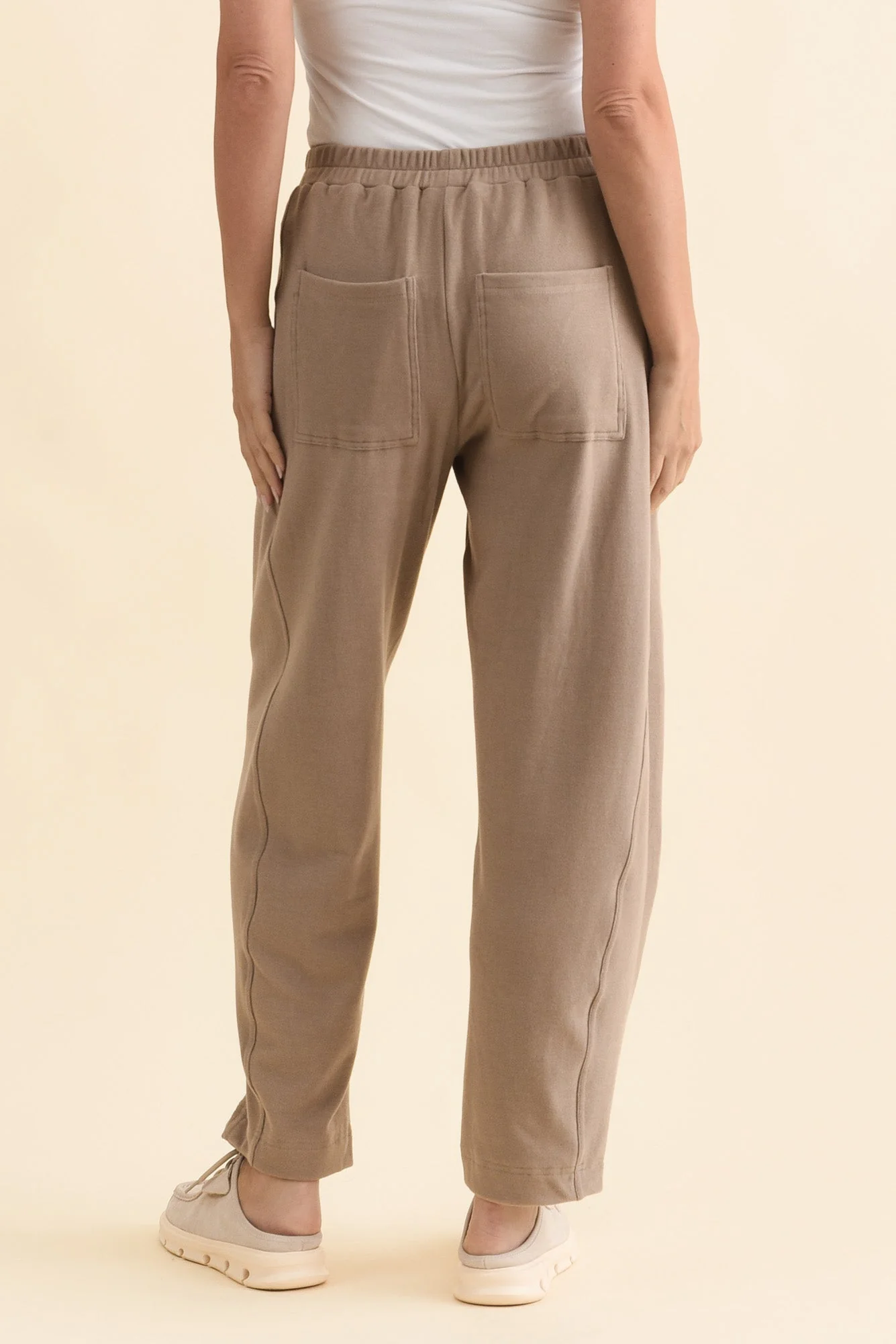 Souffle-Touch Beige Barrel Sweatpants - Image 5