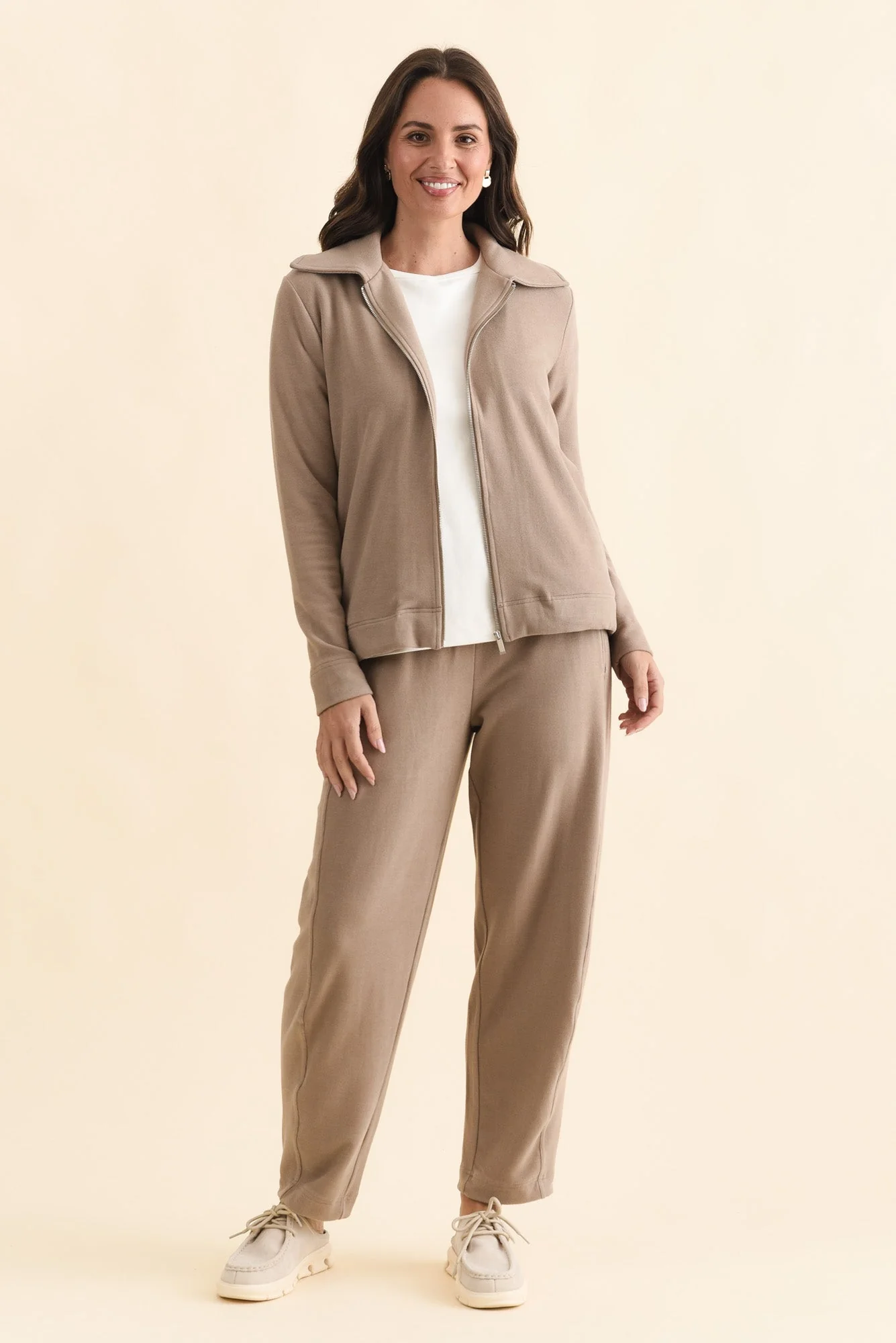 Souffle-Touch Beige Zip Jacket - Image 7