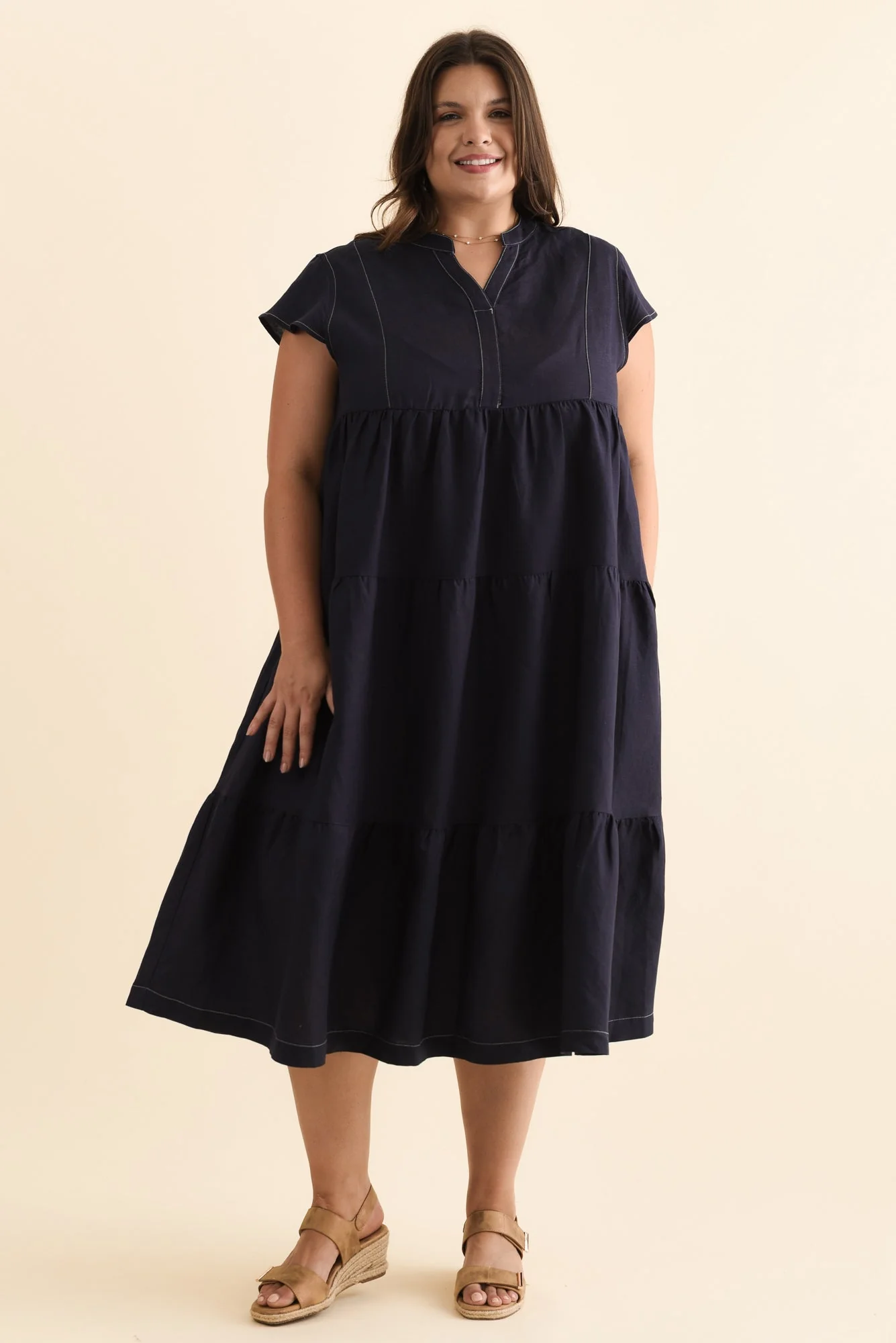 Yvette Navy Contrast Linen Blend Dress - Image 8